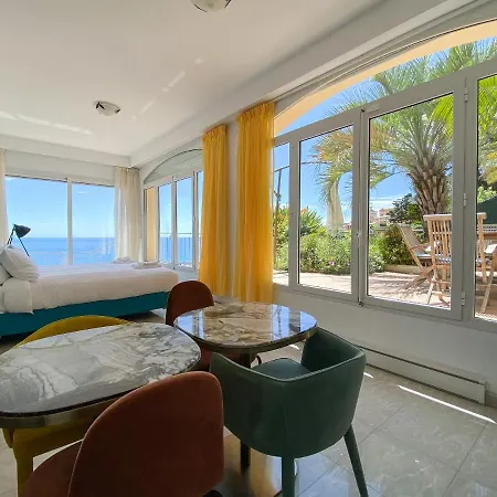 Villa l'ensoleillée vue panoramique mer, 250 m de la plage et du centre ville Mentone Esterno foto