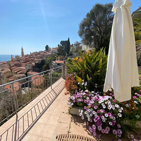 Villa l'ensoleillée vue panoramique mer, 250 m de la plage et du centre ville Mentone Esterno foto