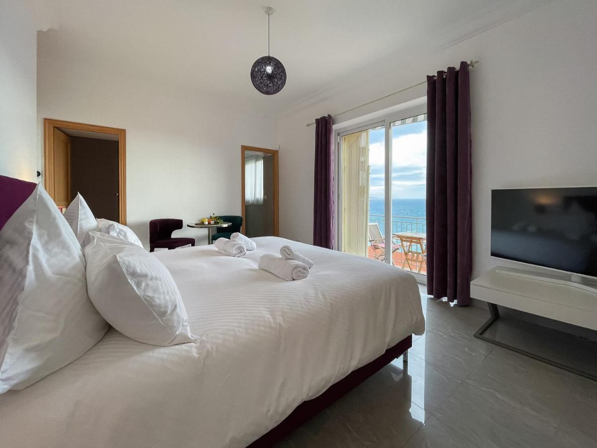 L'ensoleillee Vue Panoramique Mer, 250 M De La Et Du Centre Apartamento Menton