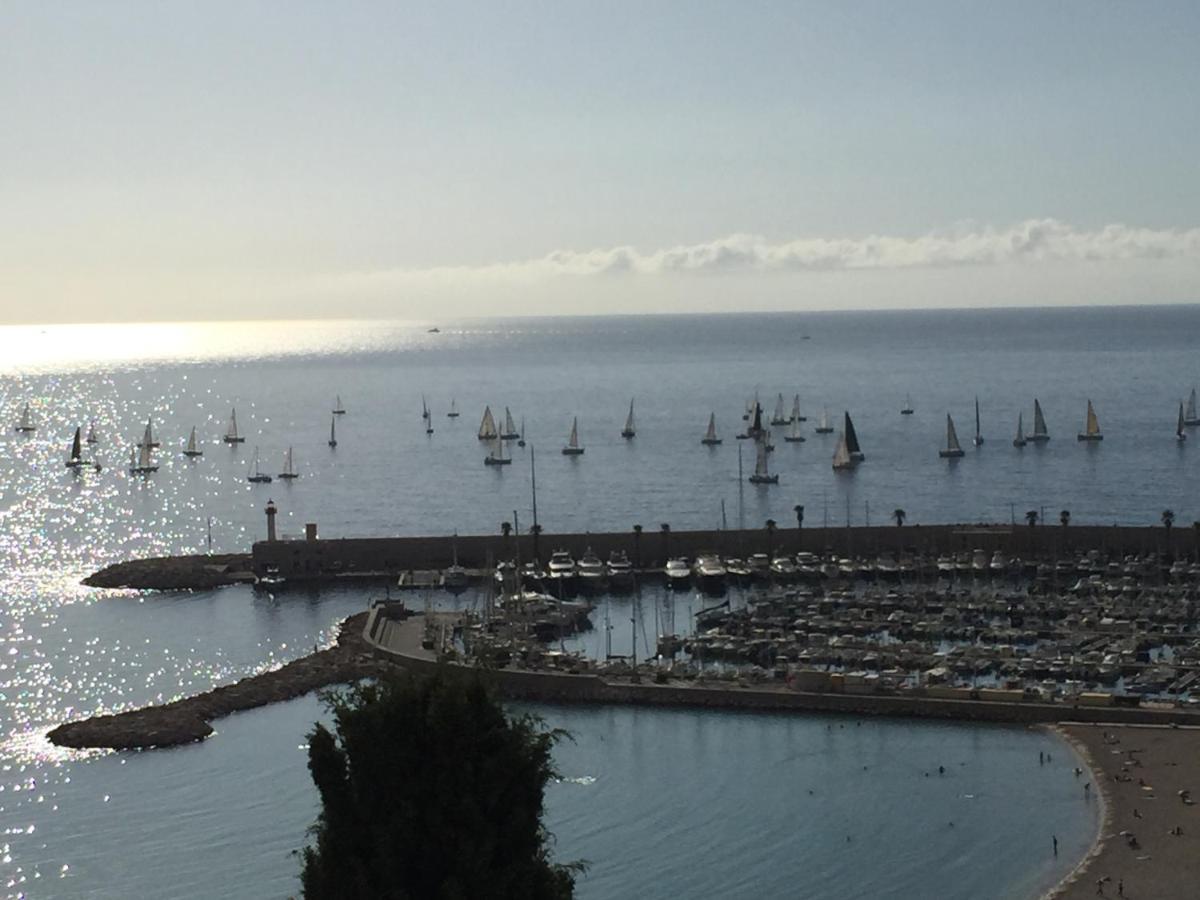 L'ensoleillée Vue Panoramique Mer, 250 M De La Et Du Centre